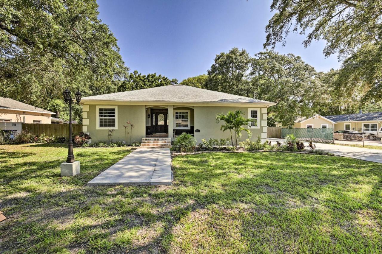 Villa Tampa Oasis With Pool About 7 Mi To Busch Gardens! Extérieur photo